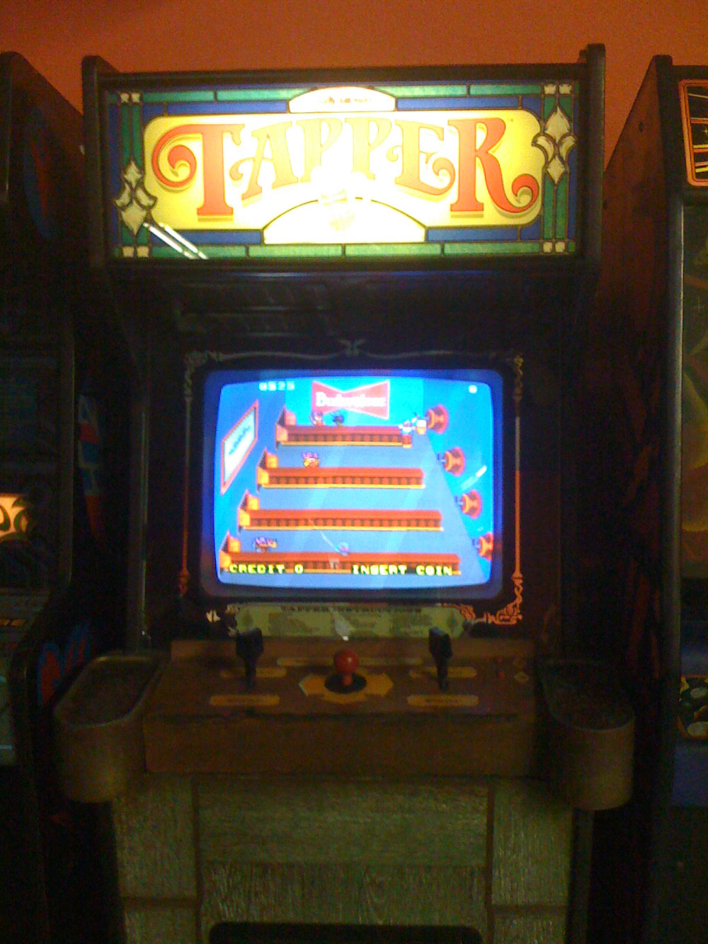 beer tapper arcade game